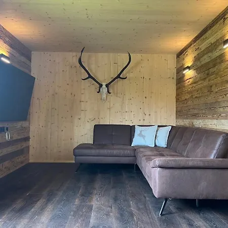 Laerchenchalet Am Weissensee * Oberdorf (Spittal an der Drau, Carinthia)